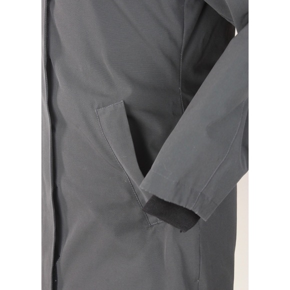 Canada Goose Victoria Down Fur Trimmed Parka - Picture 5 of 8